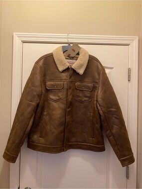 Levi's Brown Jacket with Cream Sherpa Collar S,M,L,XL,2X